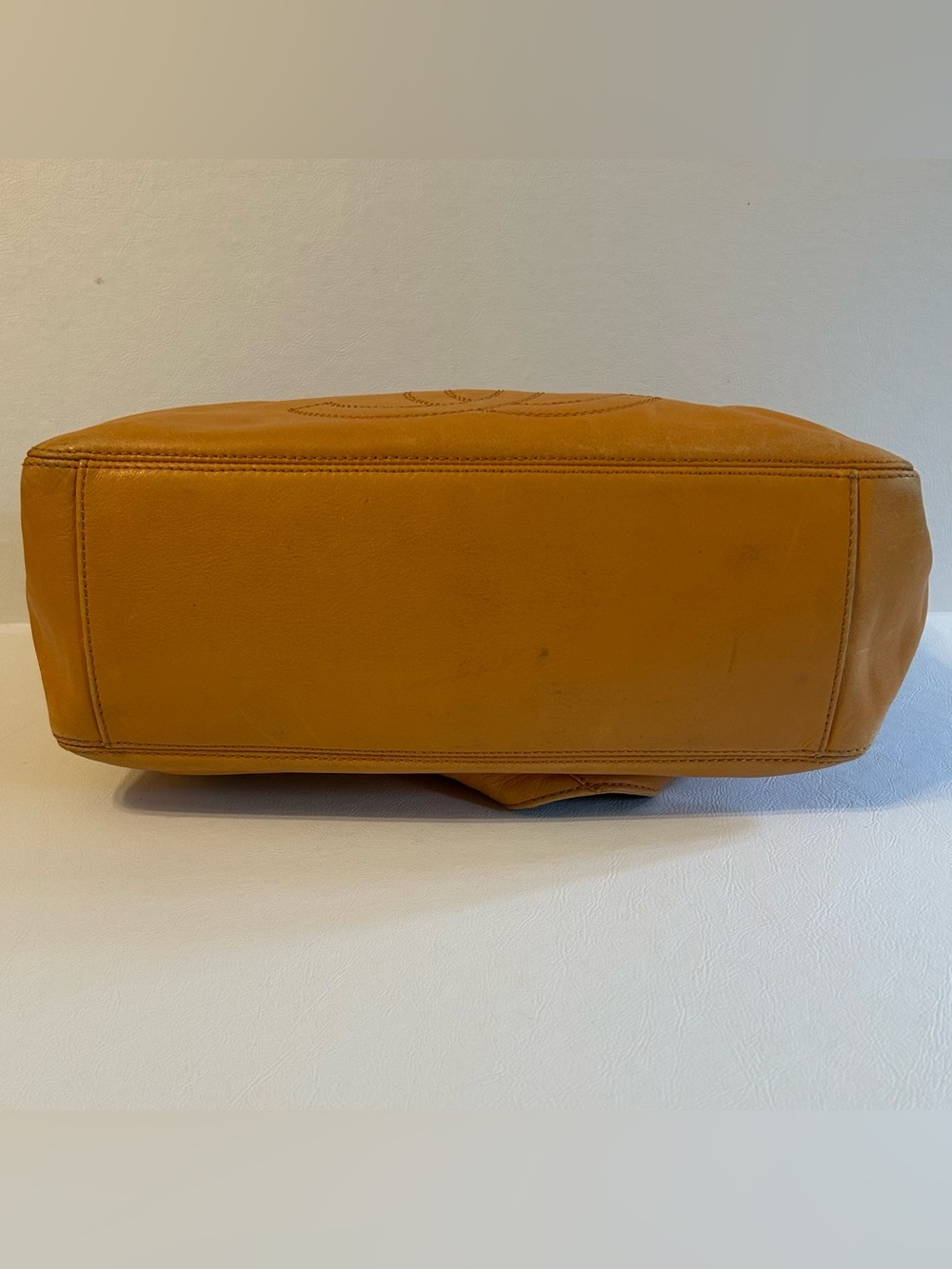 Chanel CC Stitch Mustard Orange Lambskin Shoulder Bag - Picture 2 of 6